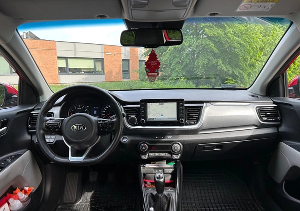 Kia Stonic cena 68000 przebieg: 82000, rok produkcji 2018 z Toruń małe 92